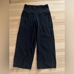 Lululemon Align Wide Leg Crop - Size 6
